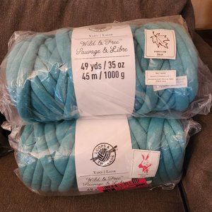 Loops & Threads Wild and Free Chunky Yarn 49 yards